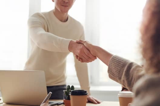 Handshake_stock
